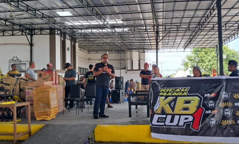 Kasmidi Bulang Resmikan Lomba Kicau Mania, Sambut Antusiasme Ribuan Peserta